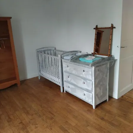 Maison Dans Beau Village De France בית נופש Sainte-Suzanne (Mayenne)